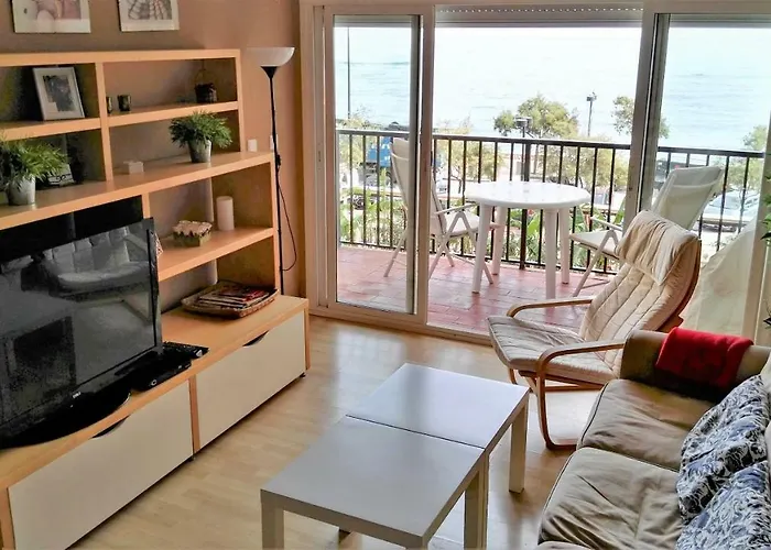 Perla 2 Paseo Maritimo דירה פואנגירולה